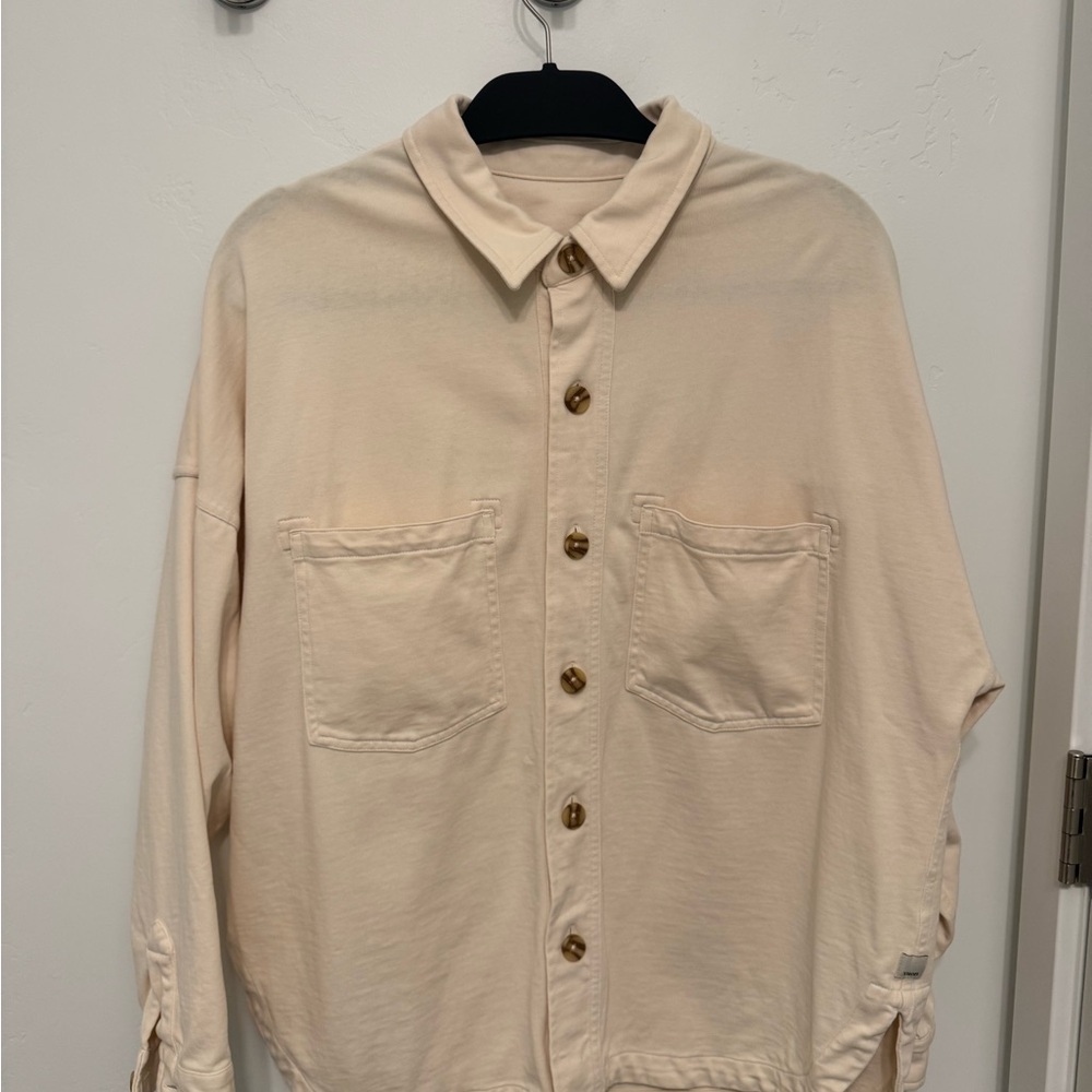 Vuori McKenzie Button down shirt - Picture 3 of 6